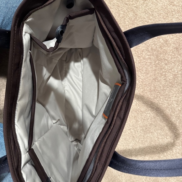 Bellroy Tokyo Tote Compact (12L) - Picture 2 of 4